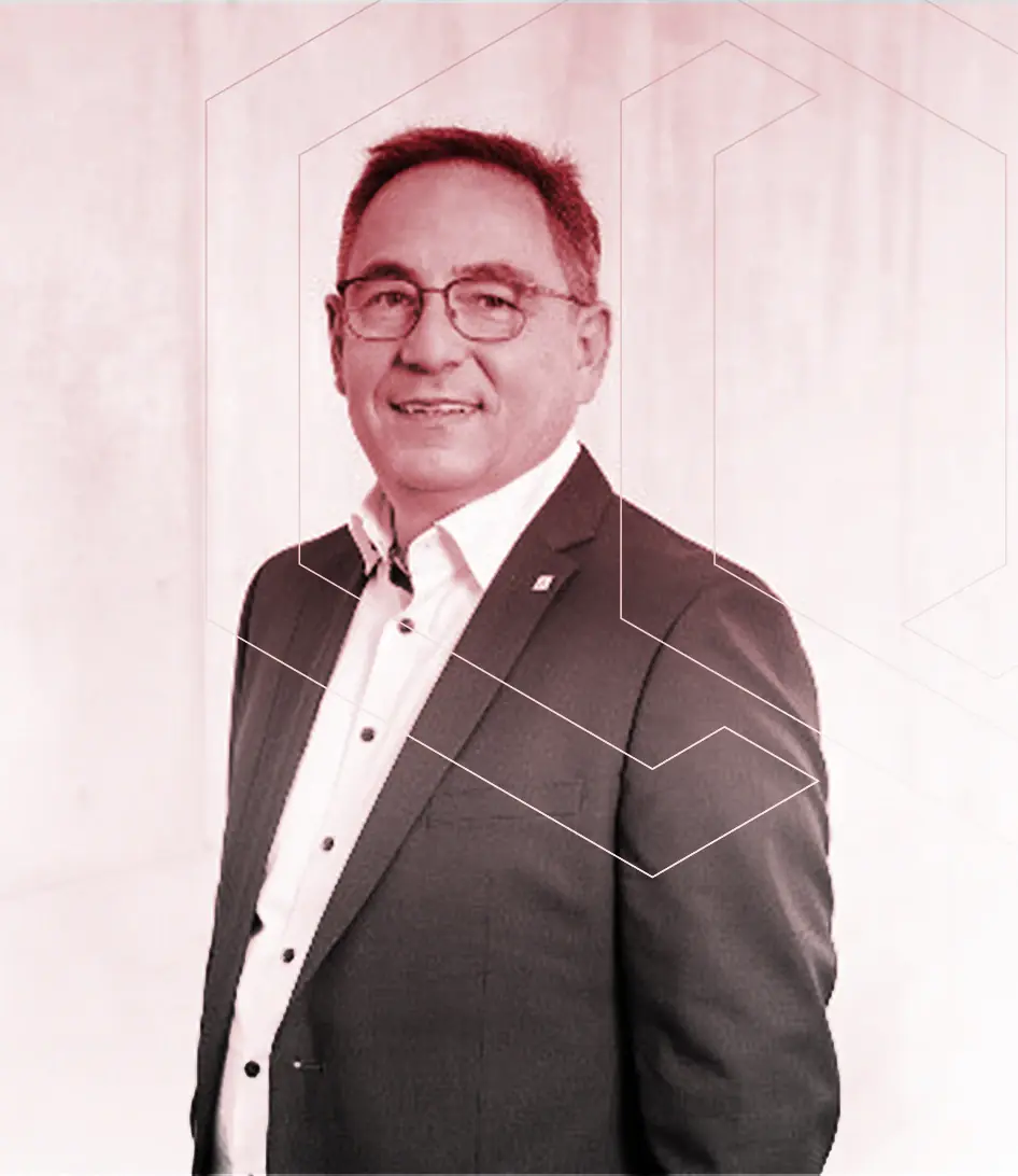 Portraitfoto von Liborius Gräßmann, Geschäftsführer W. Markgraf GmbH & Co KG | Bauunternehmung